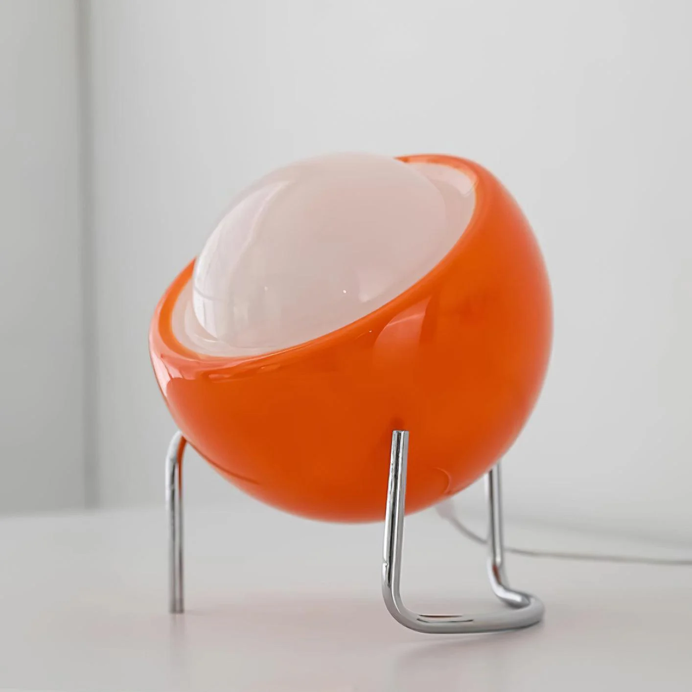 Bauhaus Style Glass-Look Table Lamp with Metal Frame - Image 18