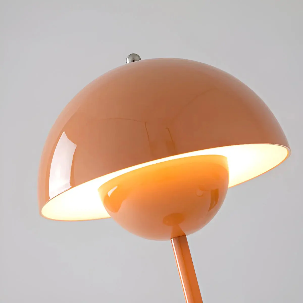 Dome shaped mushroom desk lamp - Image 3