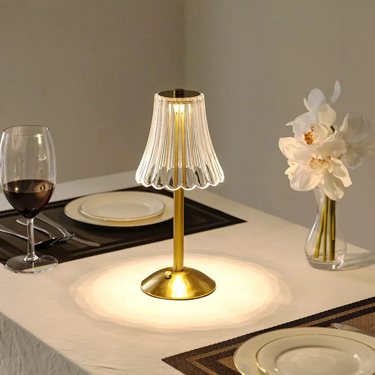 Elegant Touch-Activated Crystal Table Lamp with Gold Finish - Image 13