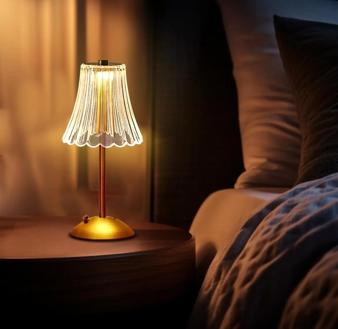 Elegant Touch-Activated Crystal Table Lamp with Gold Finish - Image 5