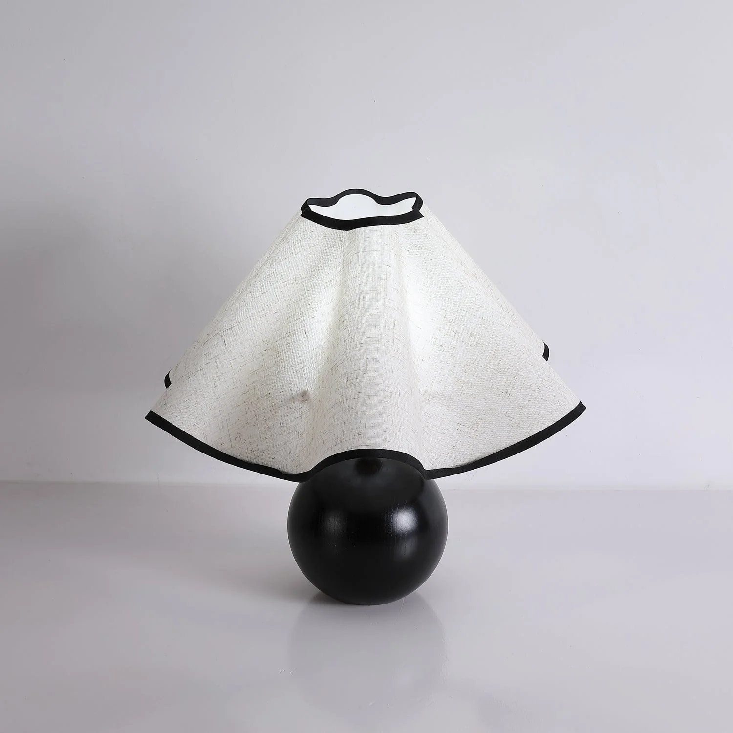 Elegant Wave Shade Table Lamp - Image 23