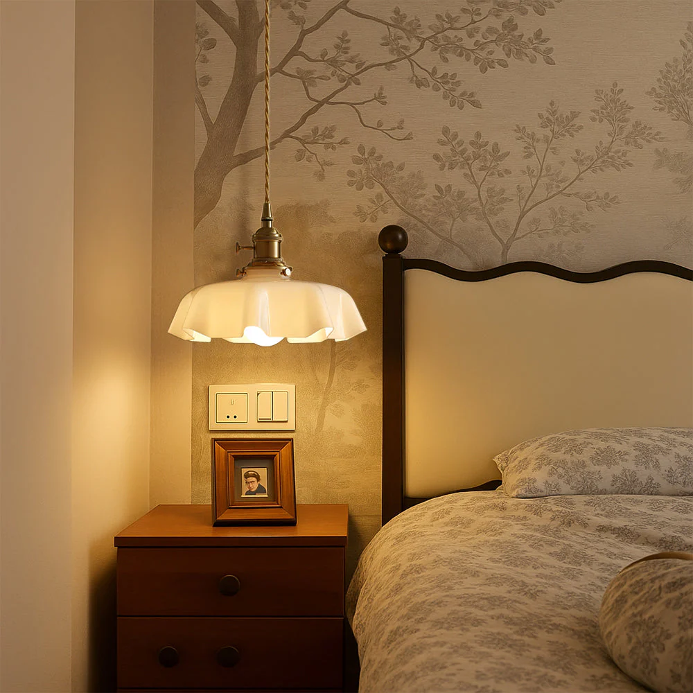 French style pendant light with scalloped cream glass shade - Image 3
