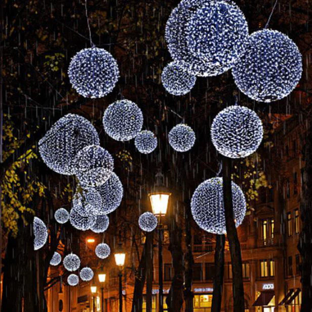 Hanging LED Sphere Lights with Metal Wire Ball Design - Image 3