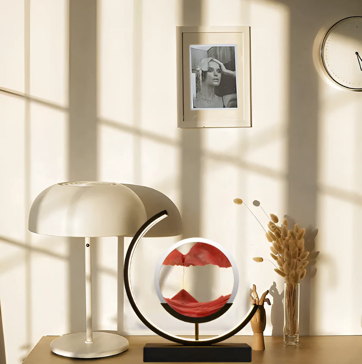 LED sand art table lamp with circular frame - Image 3