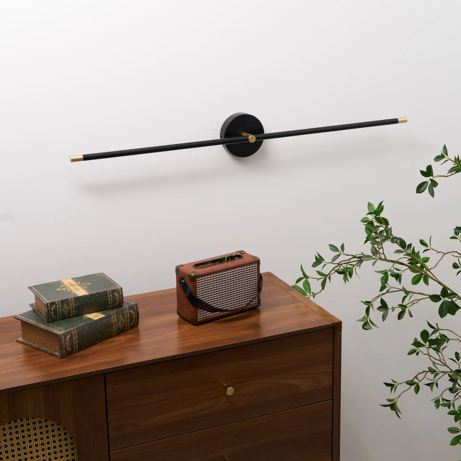 Minimalist Double-Rod LED Wall Sconce Light - Image 9
