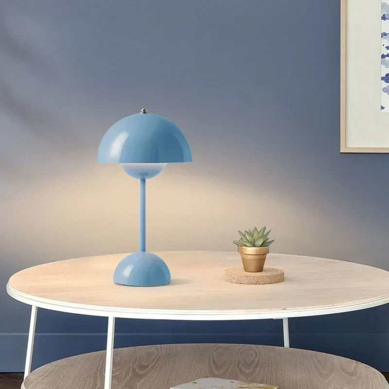 Minimalist Wireless Table Lamp - Image 11
