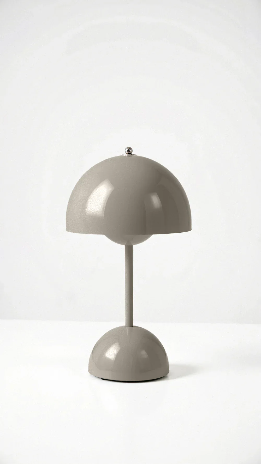 Minimalist Wireless Table Lamp - Image 18