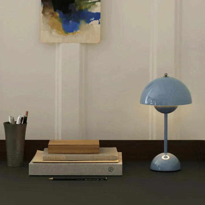 Minimalist Wireless Table Lamp - Image 5