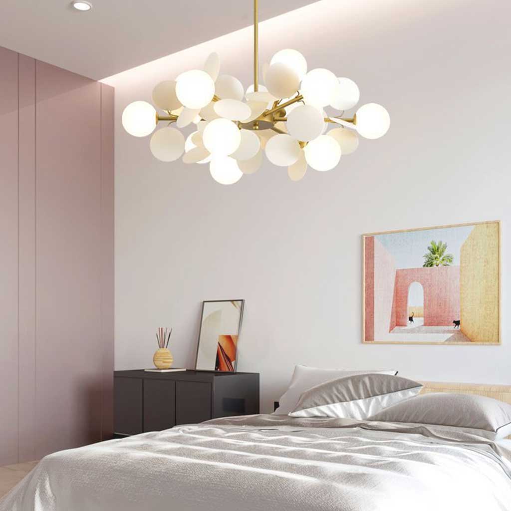 Modern ceiling light with multiple opal glass spheres - Image 5