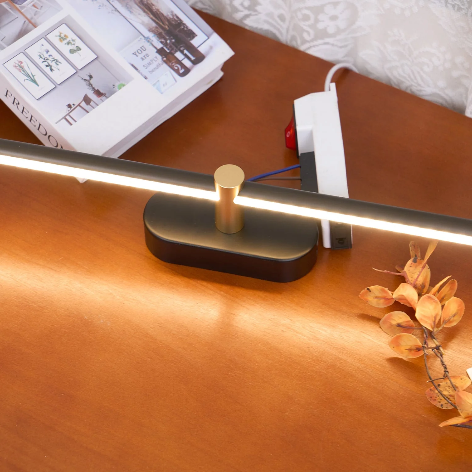 Modern Linear Wall Lamp Slim Minimalist Design - Image 10