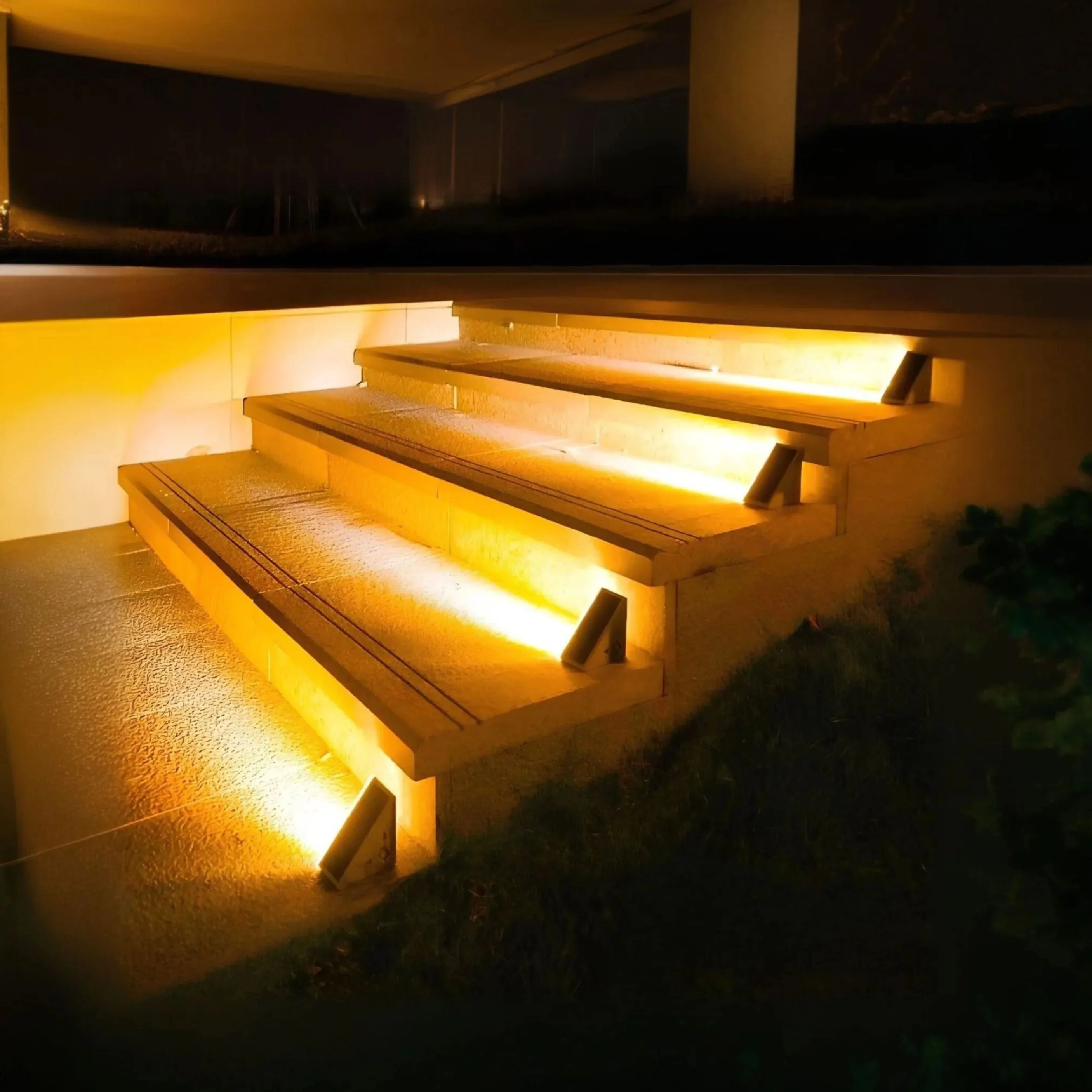 Outdoor Solar Powered LED Step Lights with Triangular Design - Image 12