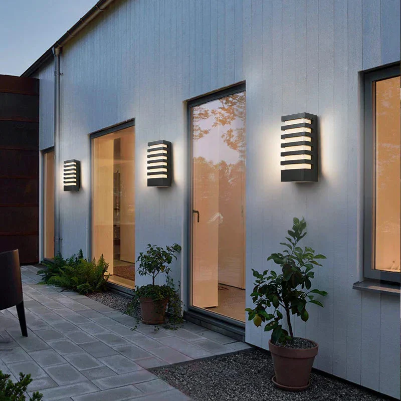 Outdoor Wall Light With Rectangular Black Aluminium Housing - Image 3