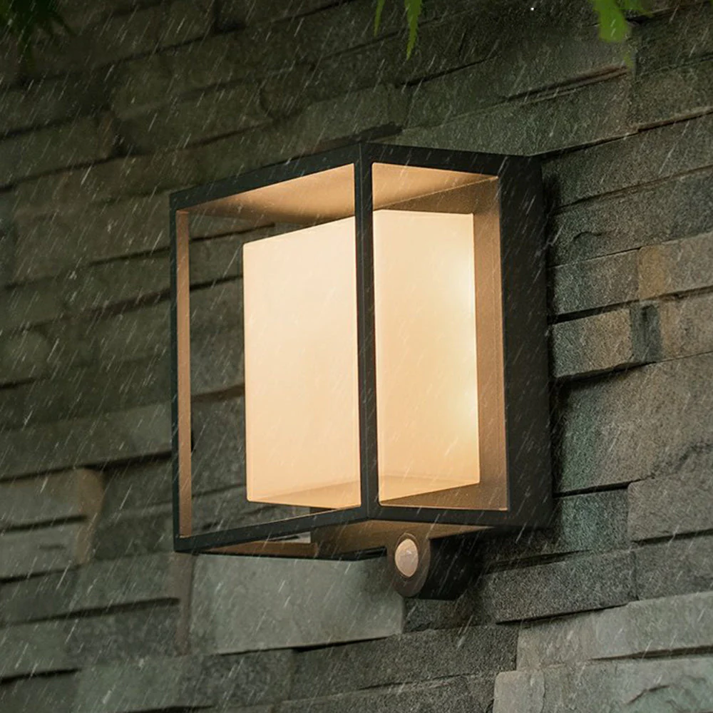 Outdoor Wall Light With Square Black Frame And Motion Sensor