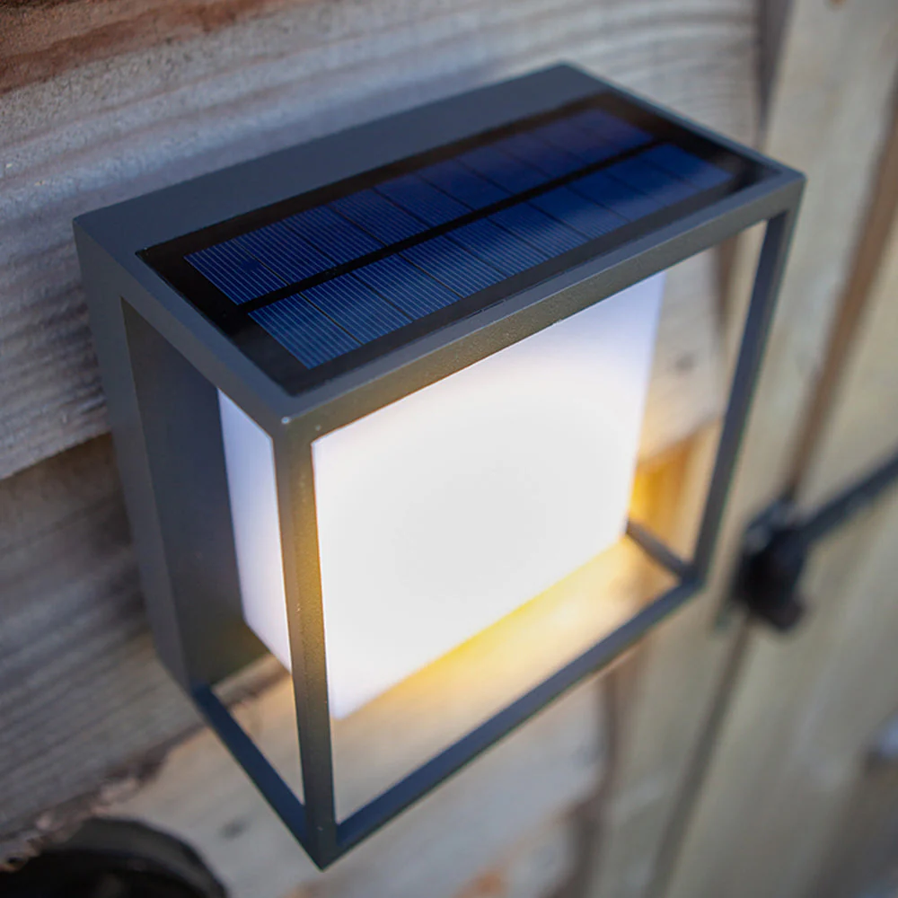 Outdoor Wall Light With Square Black Frame And Motion Sensor - Image 6