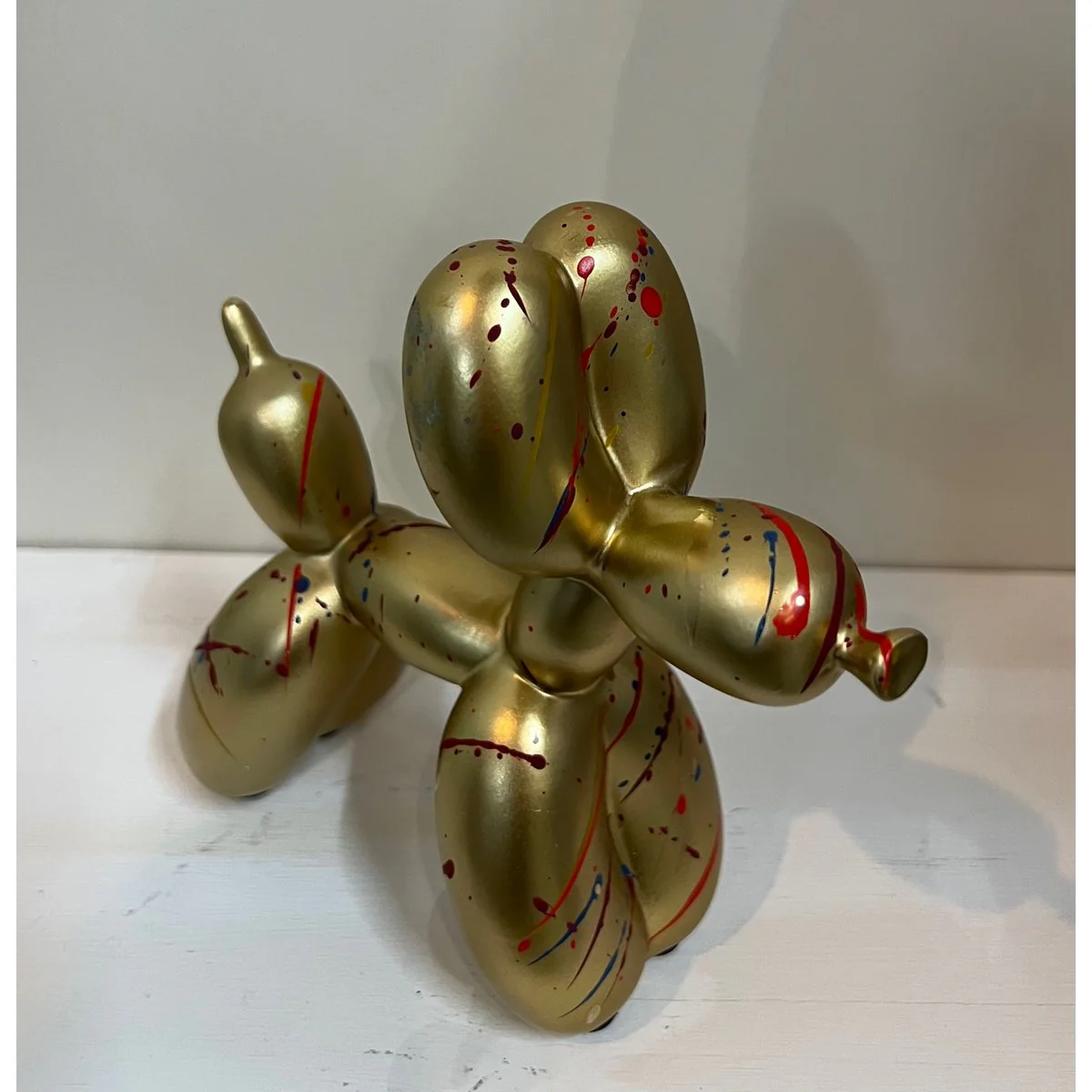 Polyresin Balloon Dog Ornament With Paint Splash Finish