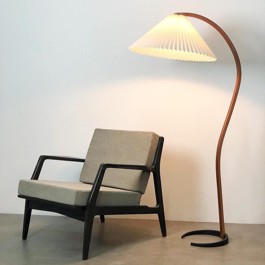 Scandinavian Curved Floor Lamp - Image 3