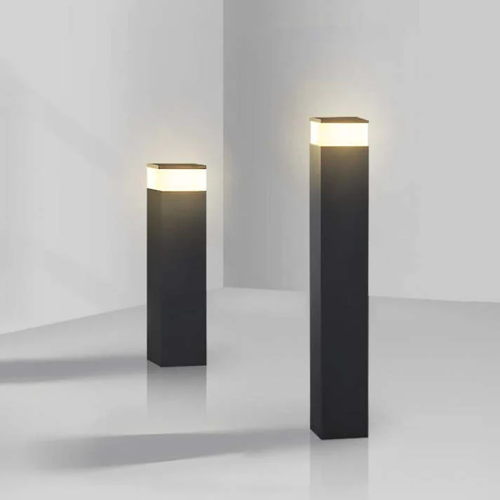 Solar Garden Bollard Light With Rectangular Black Post Design - Image 6
