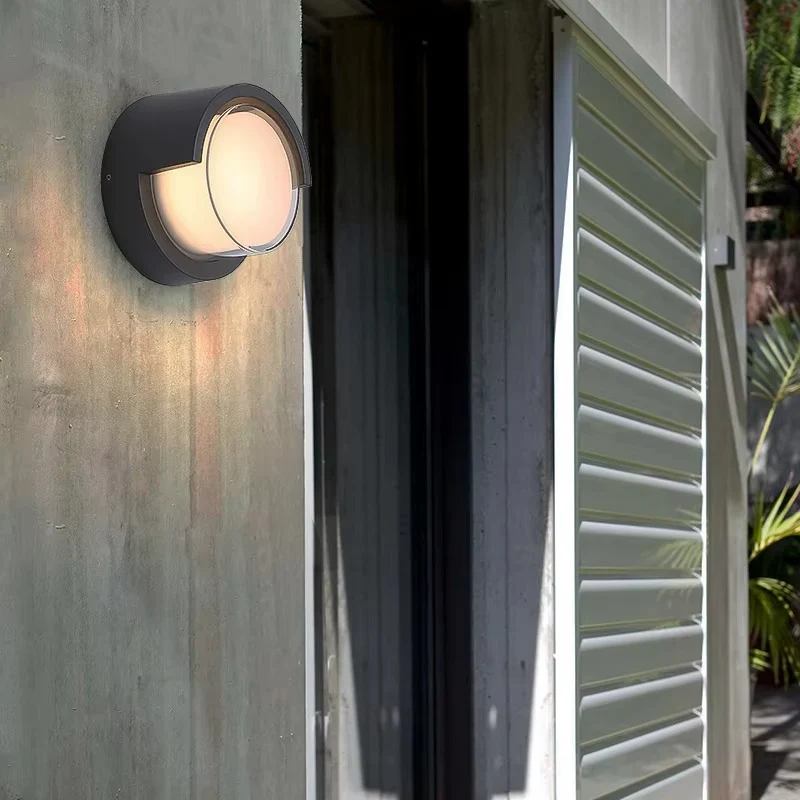 Solar Motion Sensor Wall Lamp Outdoor Lighting - Image 3