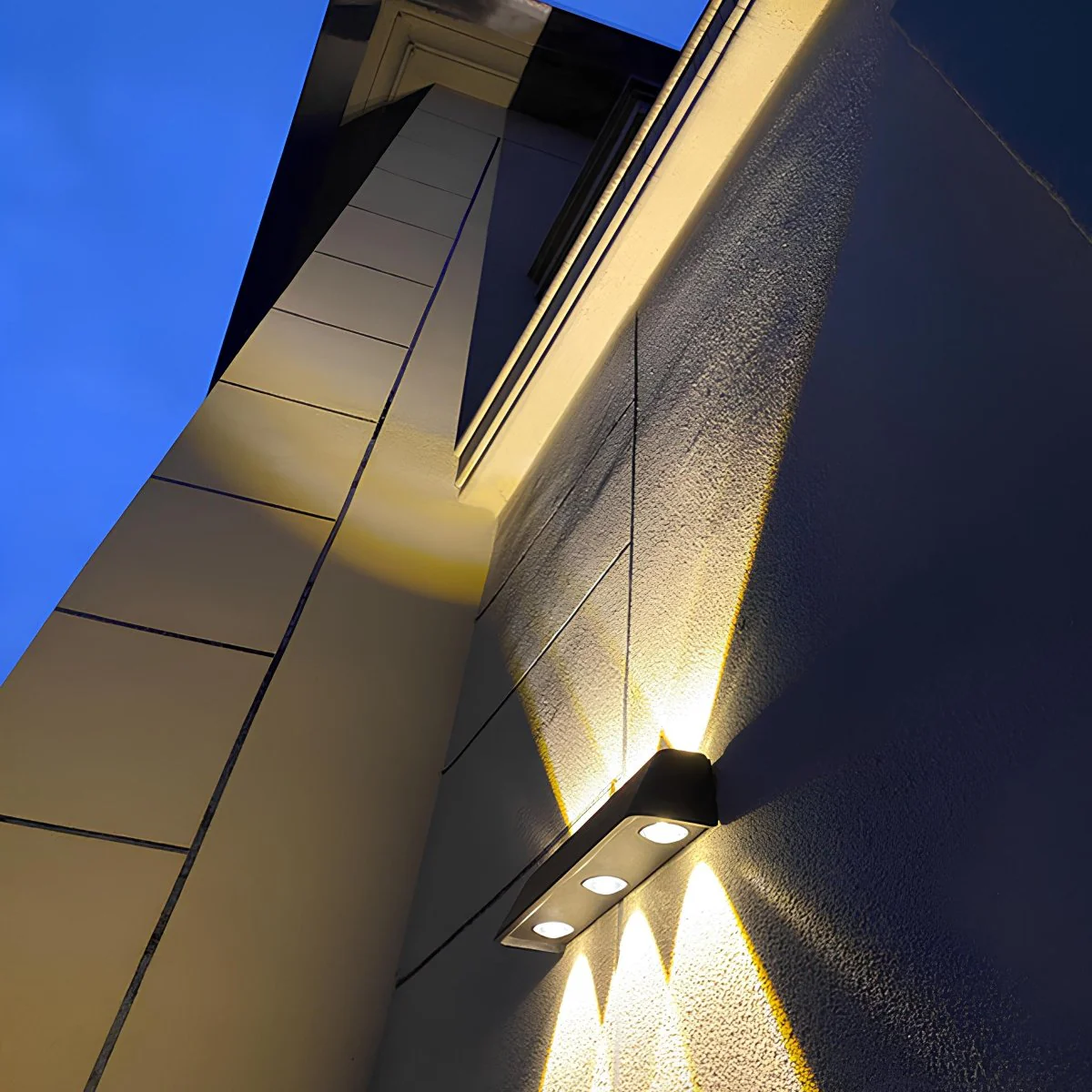 Solar Outdoor Wall Light With Six LED Beams - Image 4