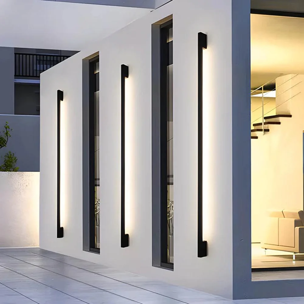 Vertical LED Outdoor Wall Light - Image 3