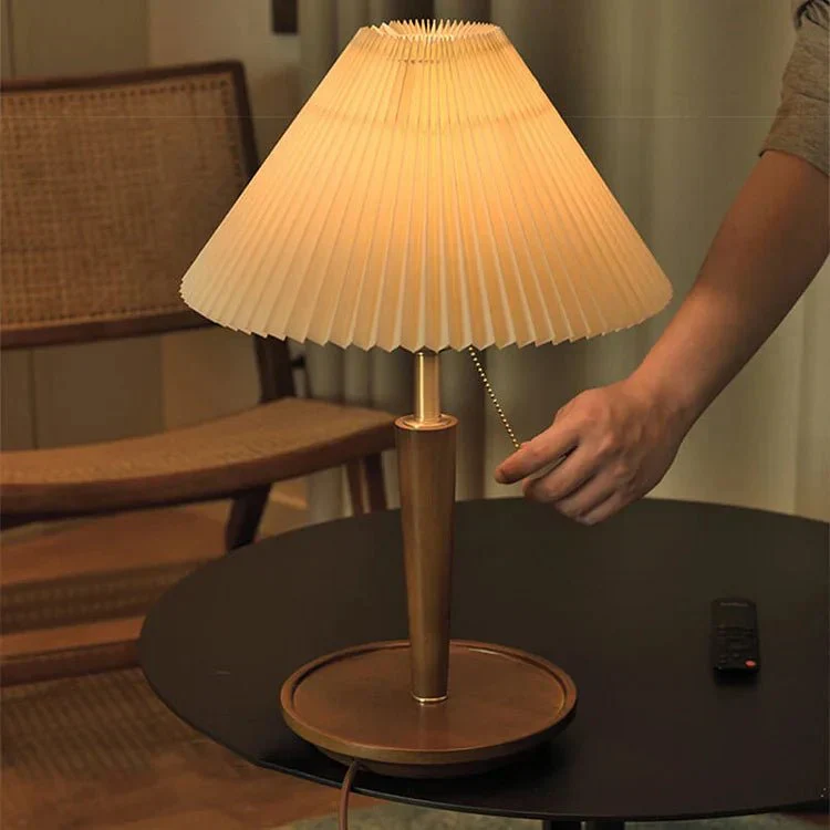 Vintage Wooden Table Lamp - Image 3