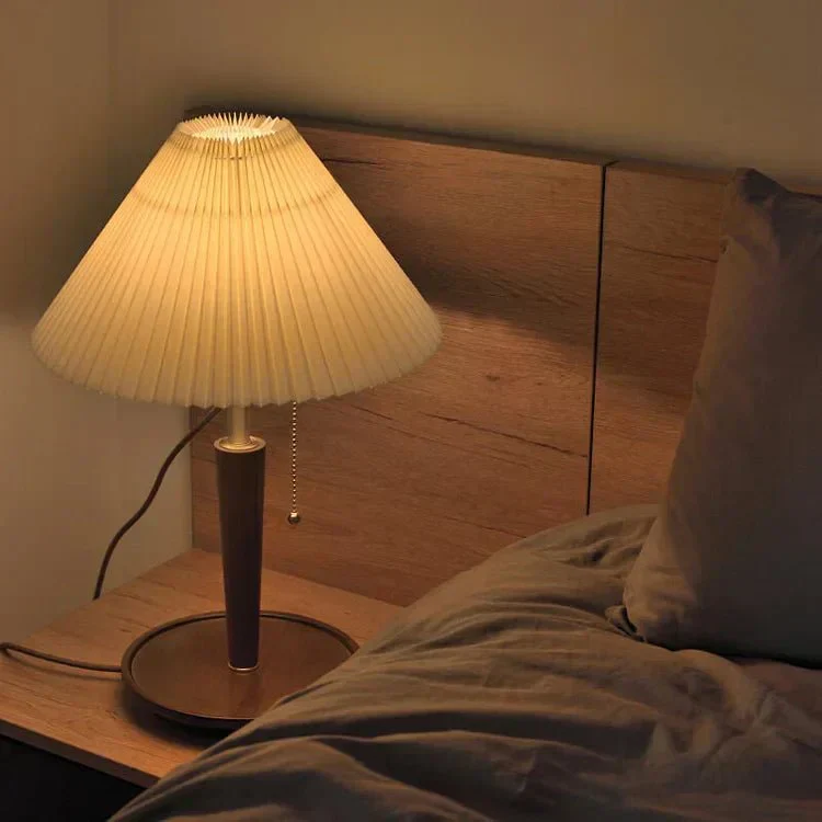 Vintage Wooden Table Lamp - Image 4